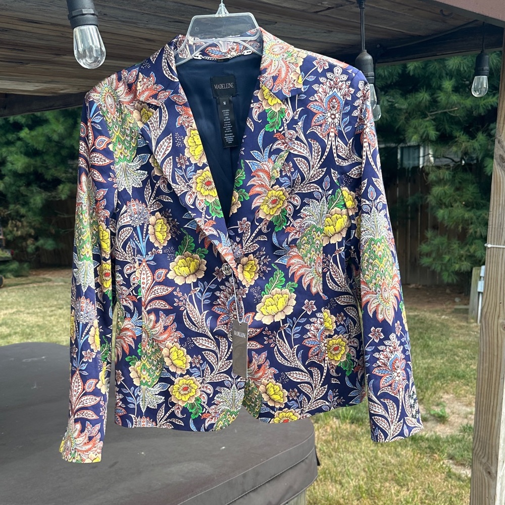Madeleine Women's Navy Floral Blazer